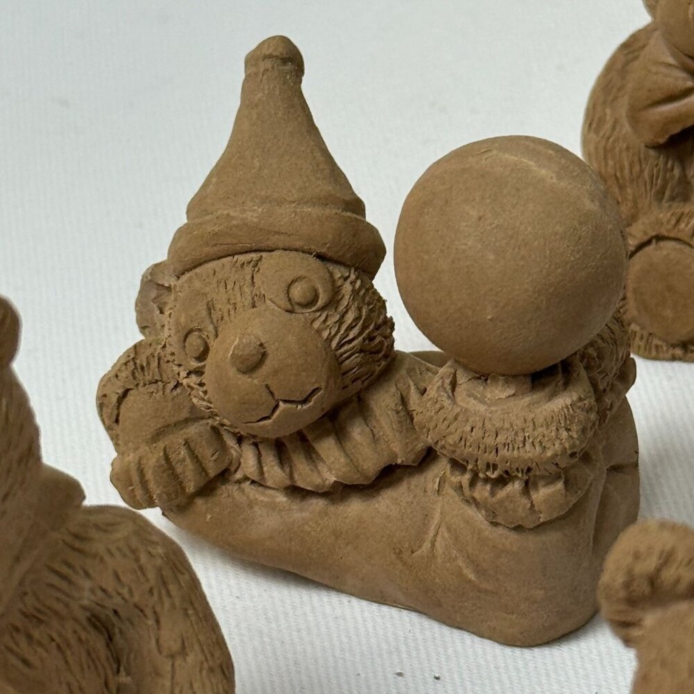 Lot of 25 Mini Resin Teddy Bear Figurines Detailed Ready to Paint Crafts - Picture 7 of 16